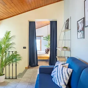 Blue Attic - Historical Center By Rent Apartment Como